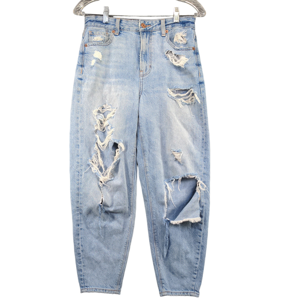 American Eagle Women's Relaxed Mom Jean Blue 0 Short Light Wash Denim Distressed